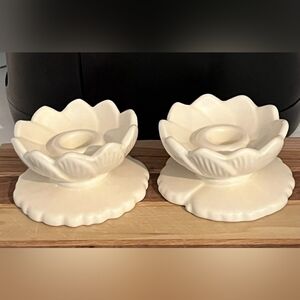 Vtg Haeger Pottery Water Lily Lotus Candlestick Cream Color Holders (2)‎